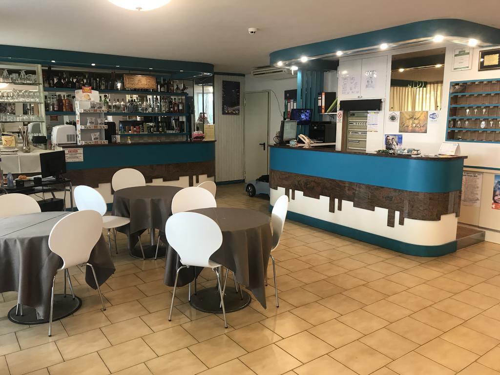 Hotel Sant'Angelo Riccione Extérieur photo